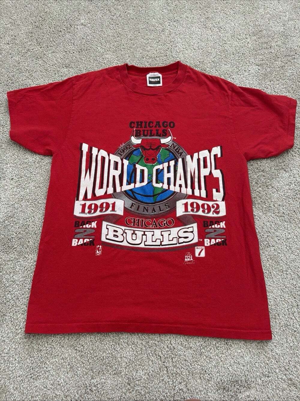 Vintage Chicago Bulls World Champion Graphic Men’s Tee Size Large